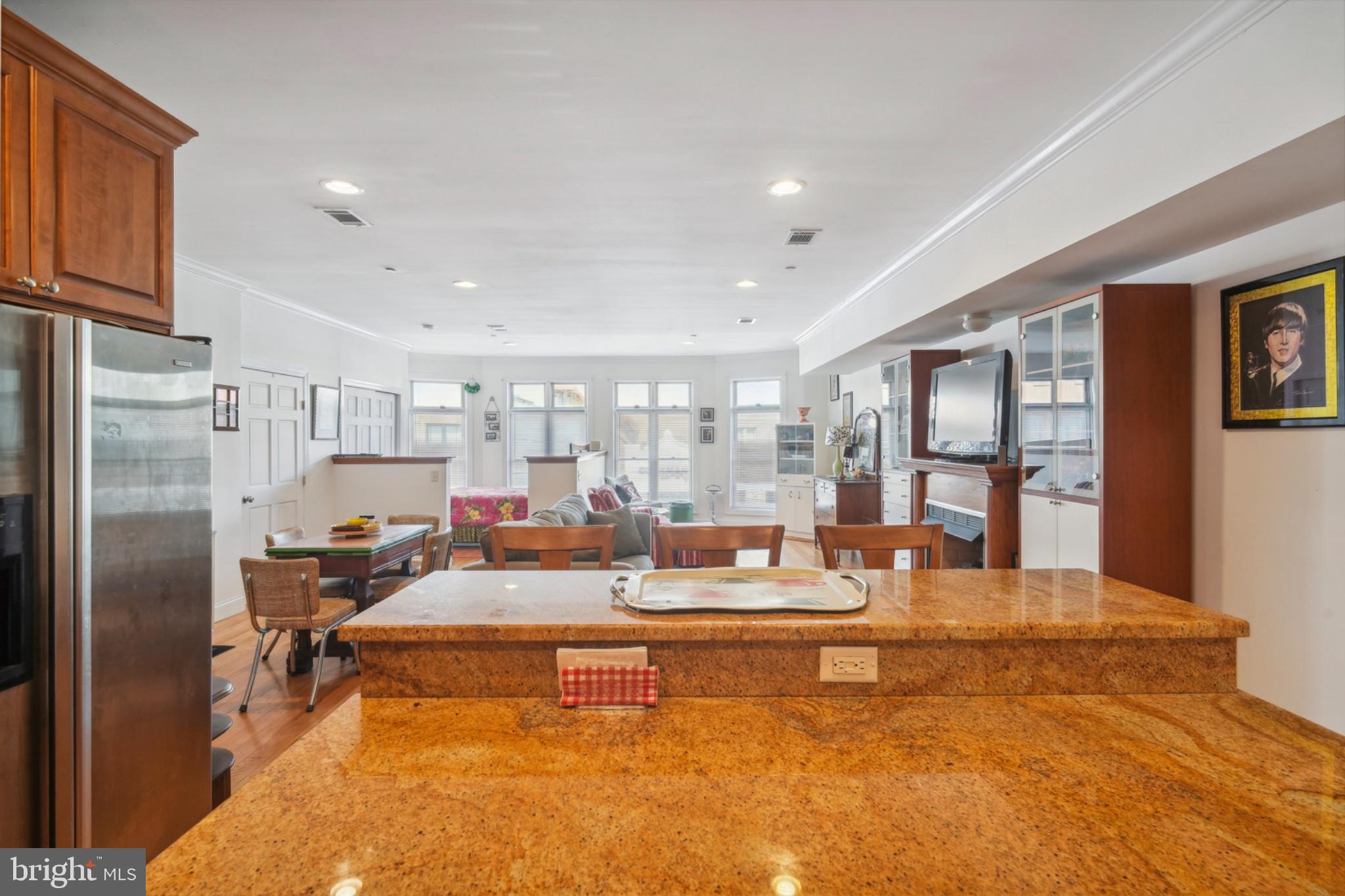 716 COOKMAN AVENUE 201