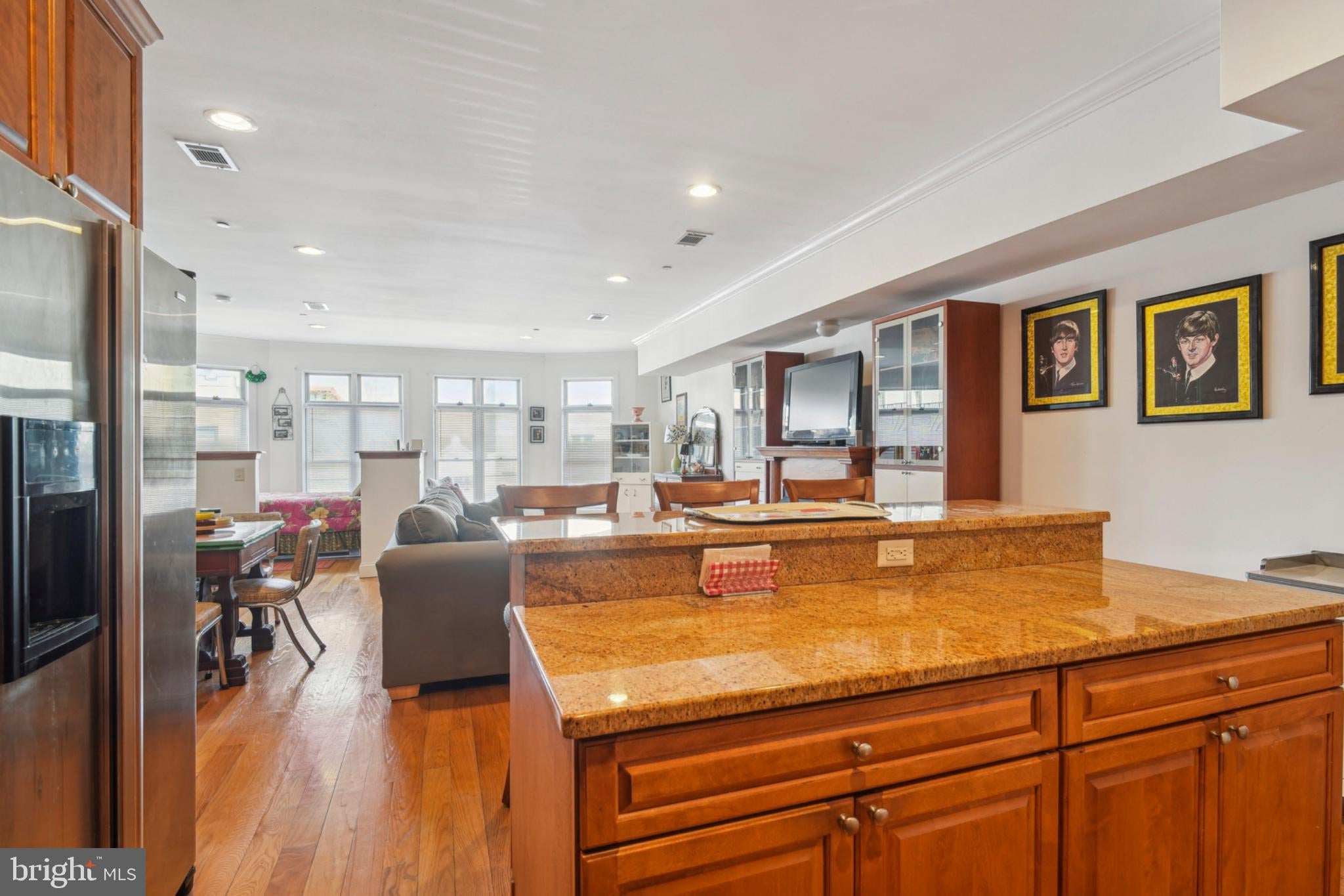 716 COOKMAN AVENUE 201