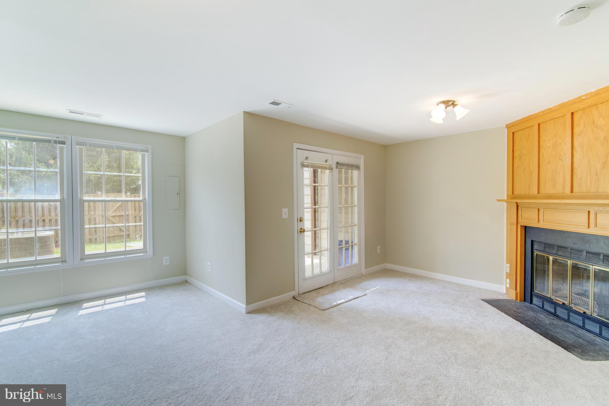 KINGSTOWNE - Residential