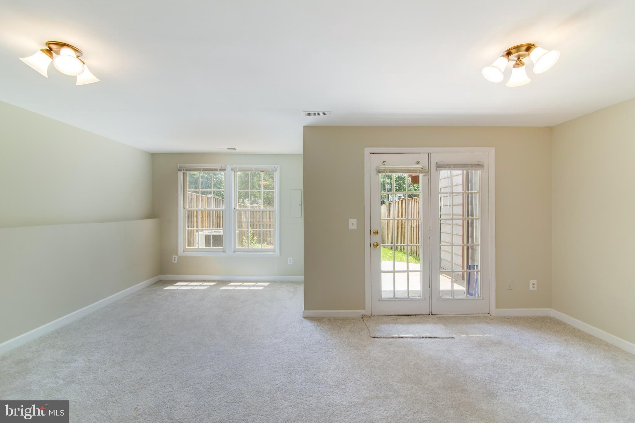 KINGSTOWNE - Residential