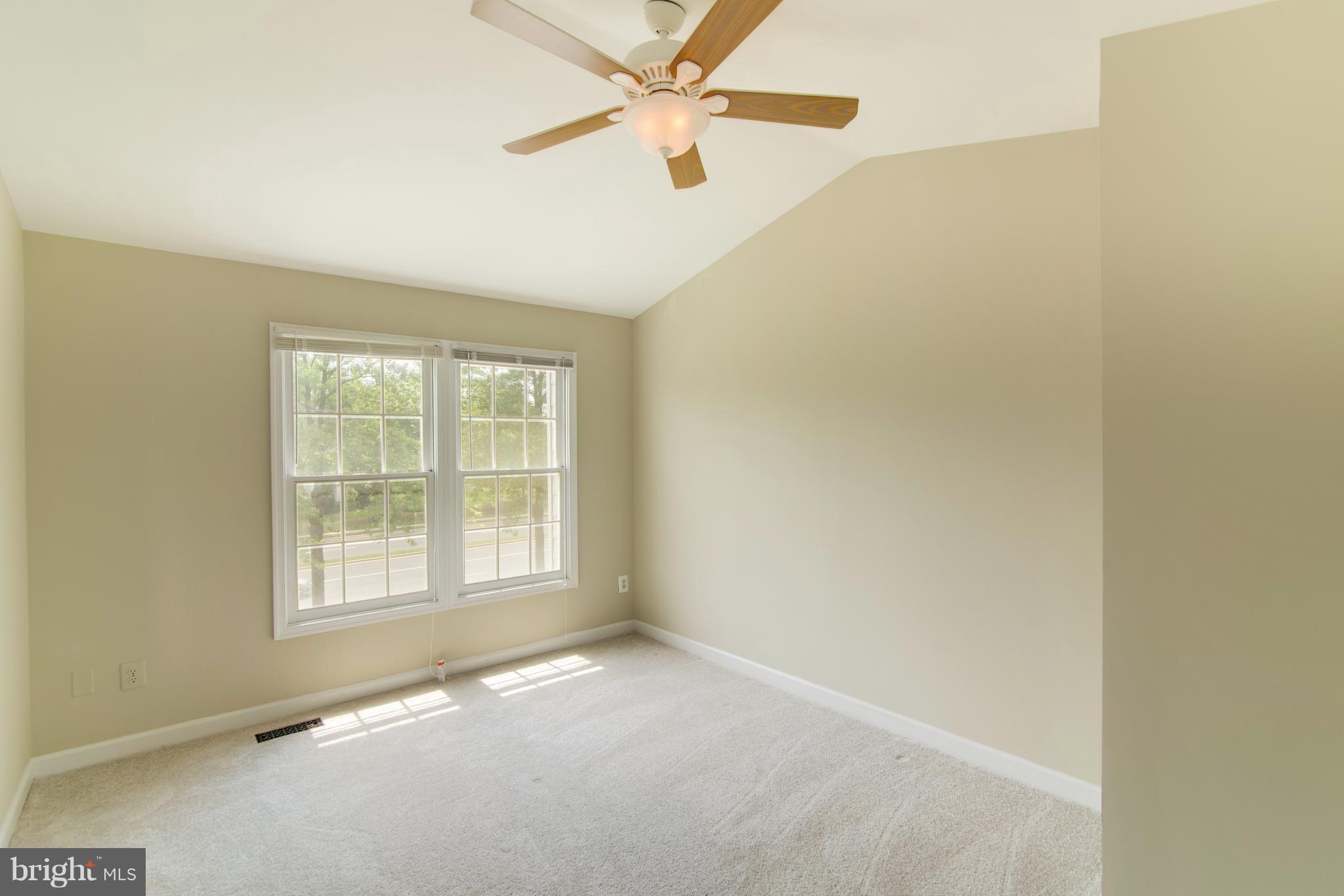 KINGSTOWNE - Residential