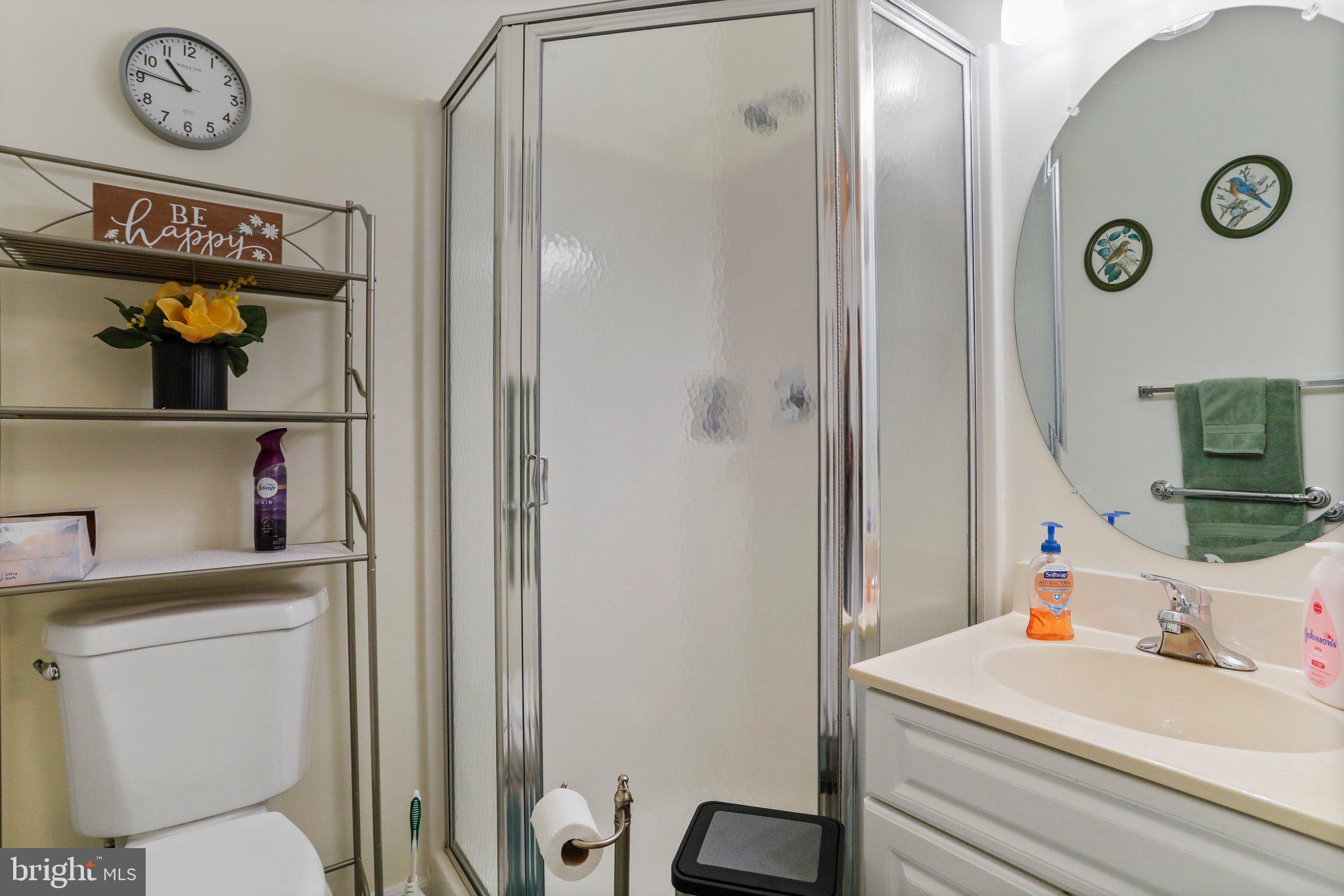 SUMMERLAND MANOR - Residential