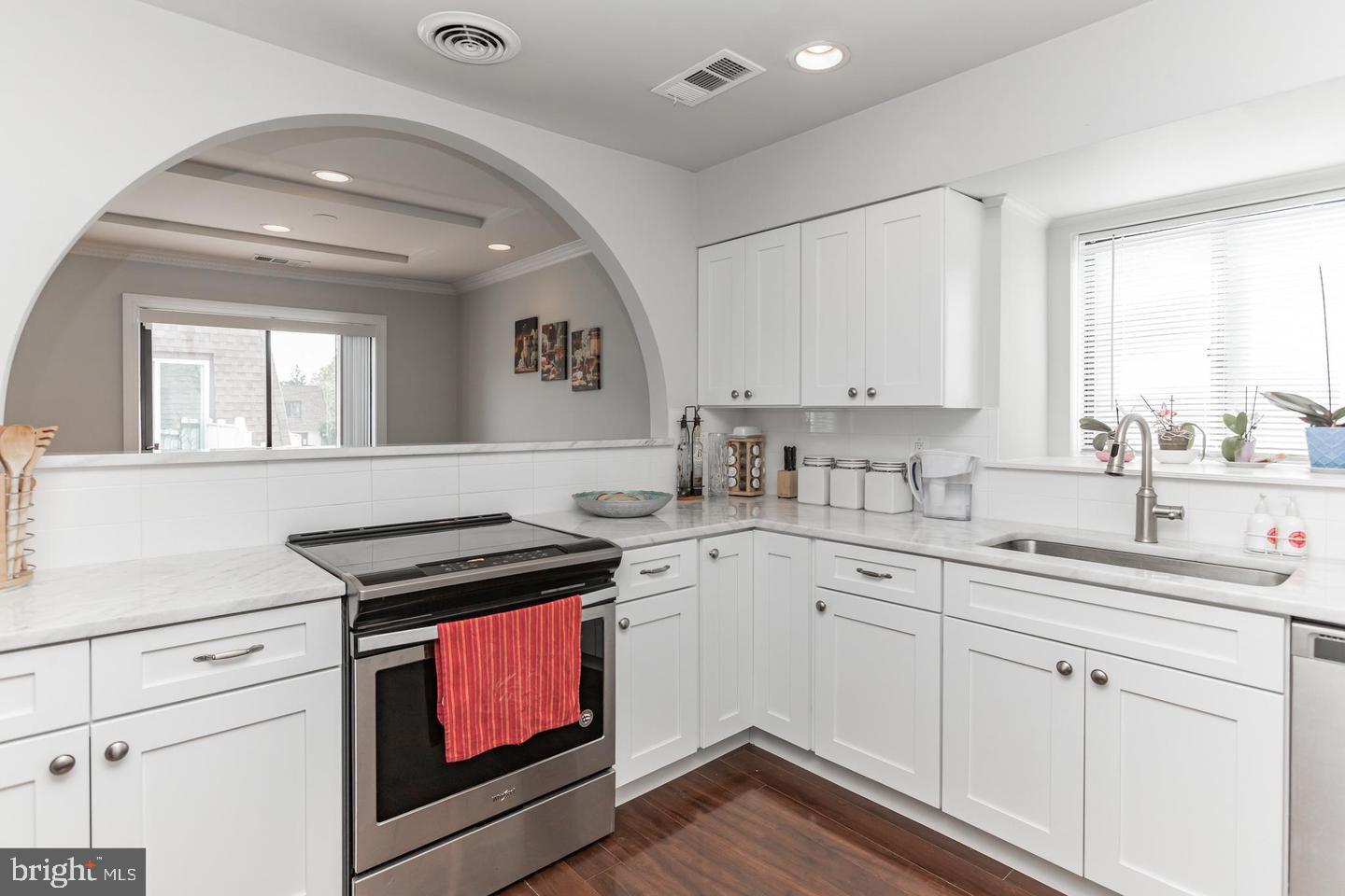 7918 CASA GRANDE PLACE E 124E