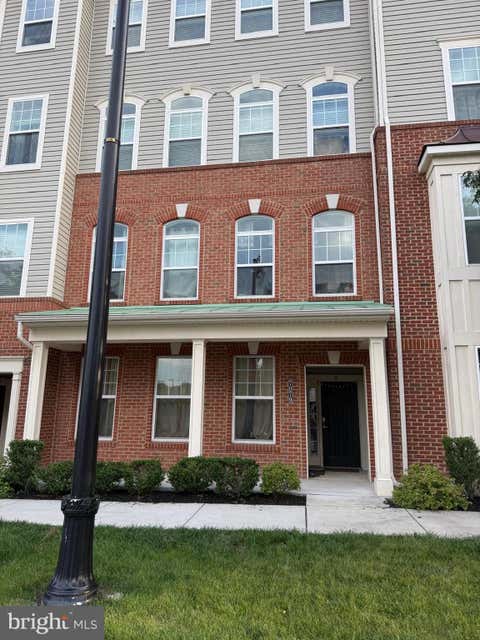 Townhouse For Rent - 7079 Banbury Drive #B<br/> Howard County, HANOVER, MD 21076