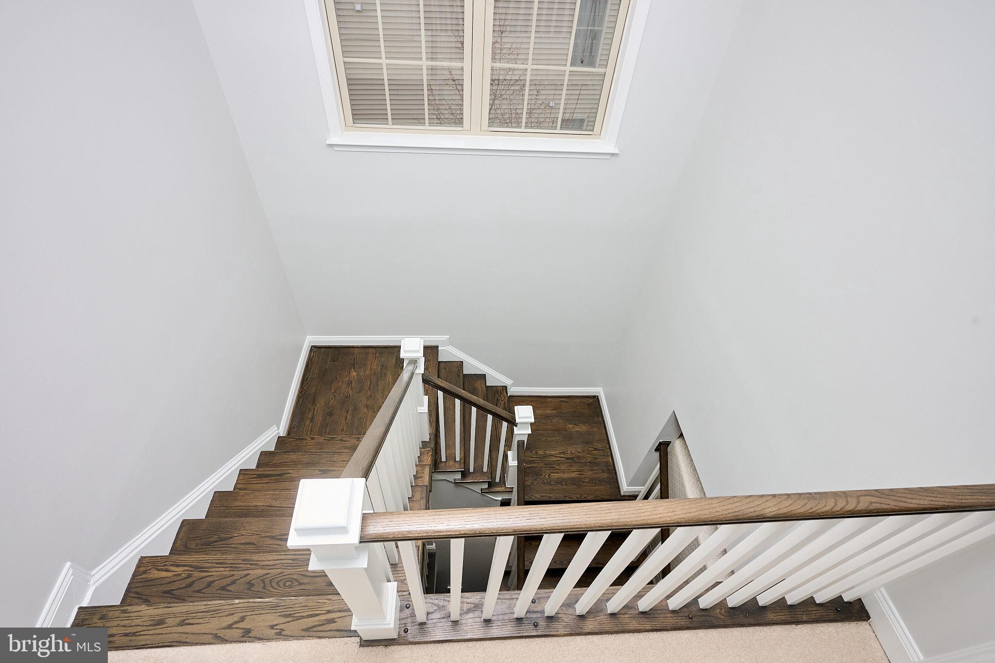 MOOREFIELD STATION - Residential Lease