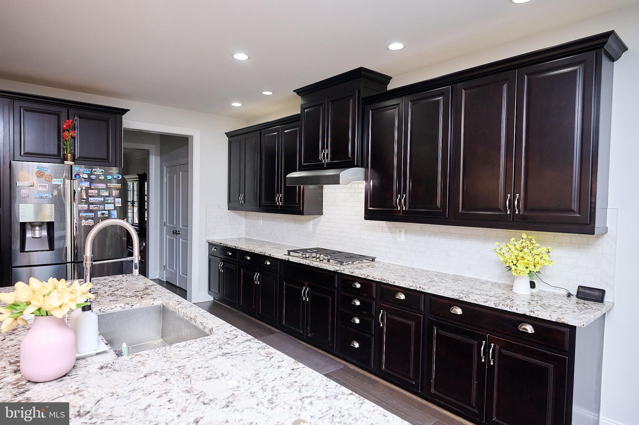 MOOREFIELD STATION - Residential Lease