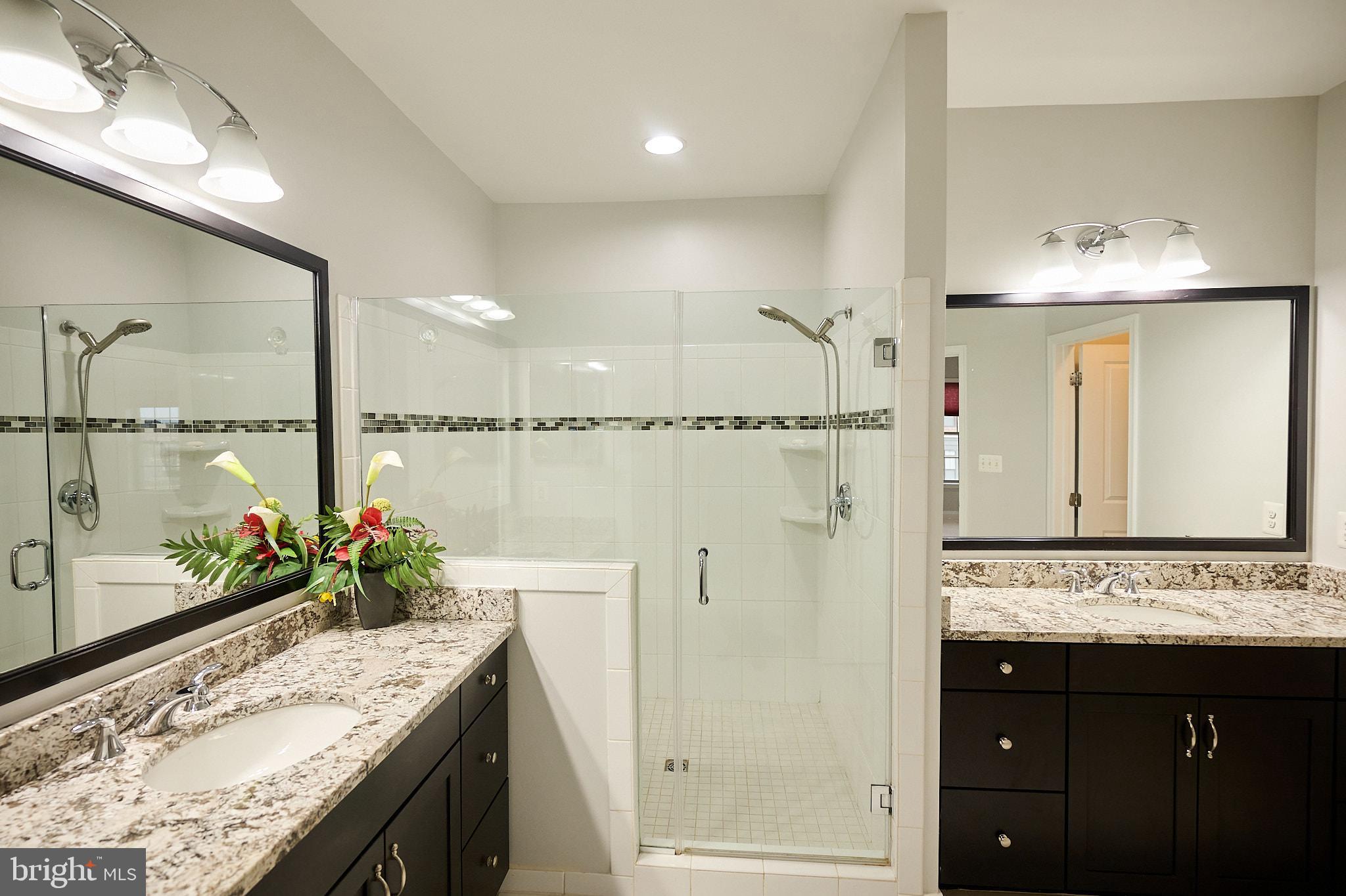 MOOREFIELD STATION - Residential Lease