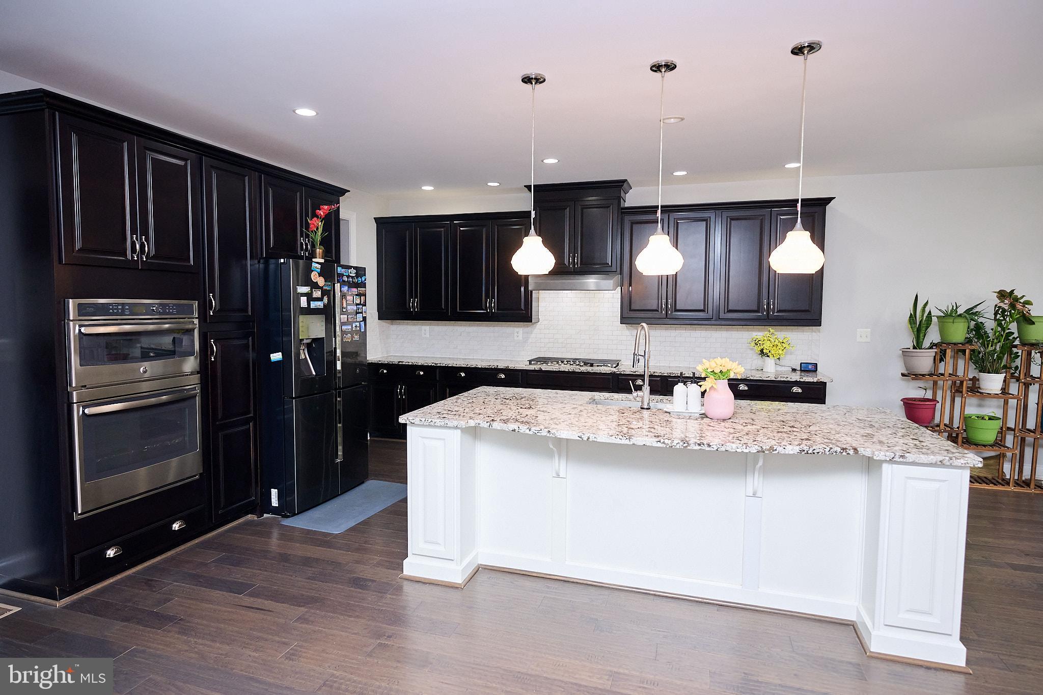 MOOREFIELD STATION - Residential Lease