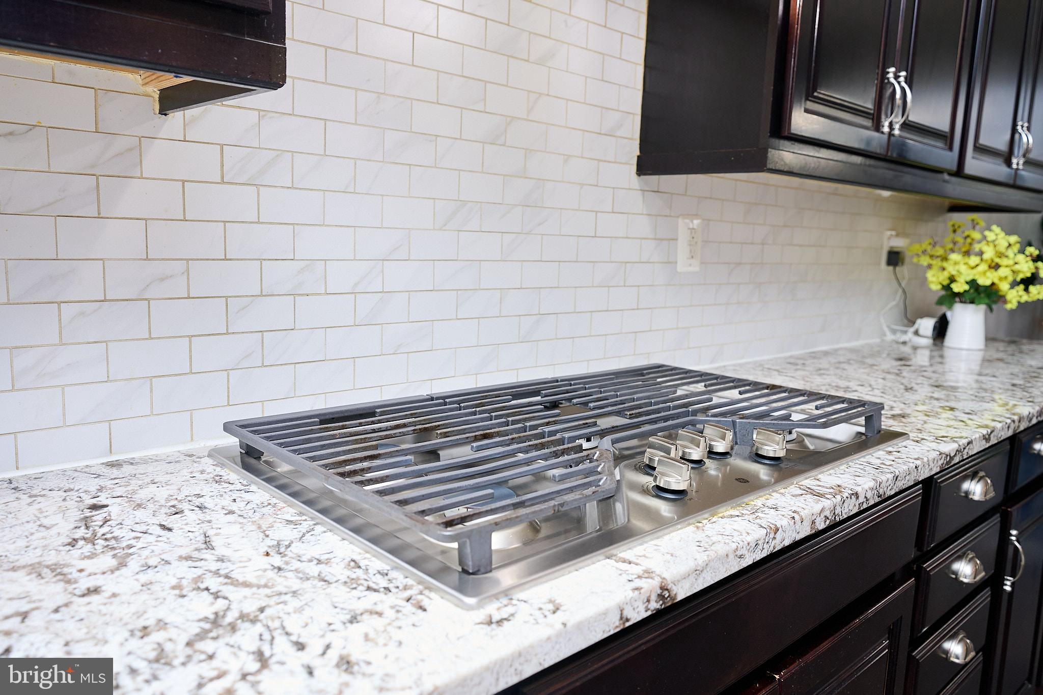 MOOREFIELD STATION - Residential Lease