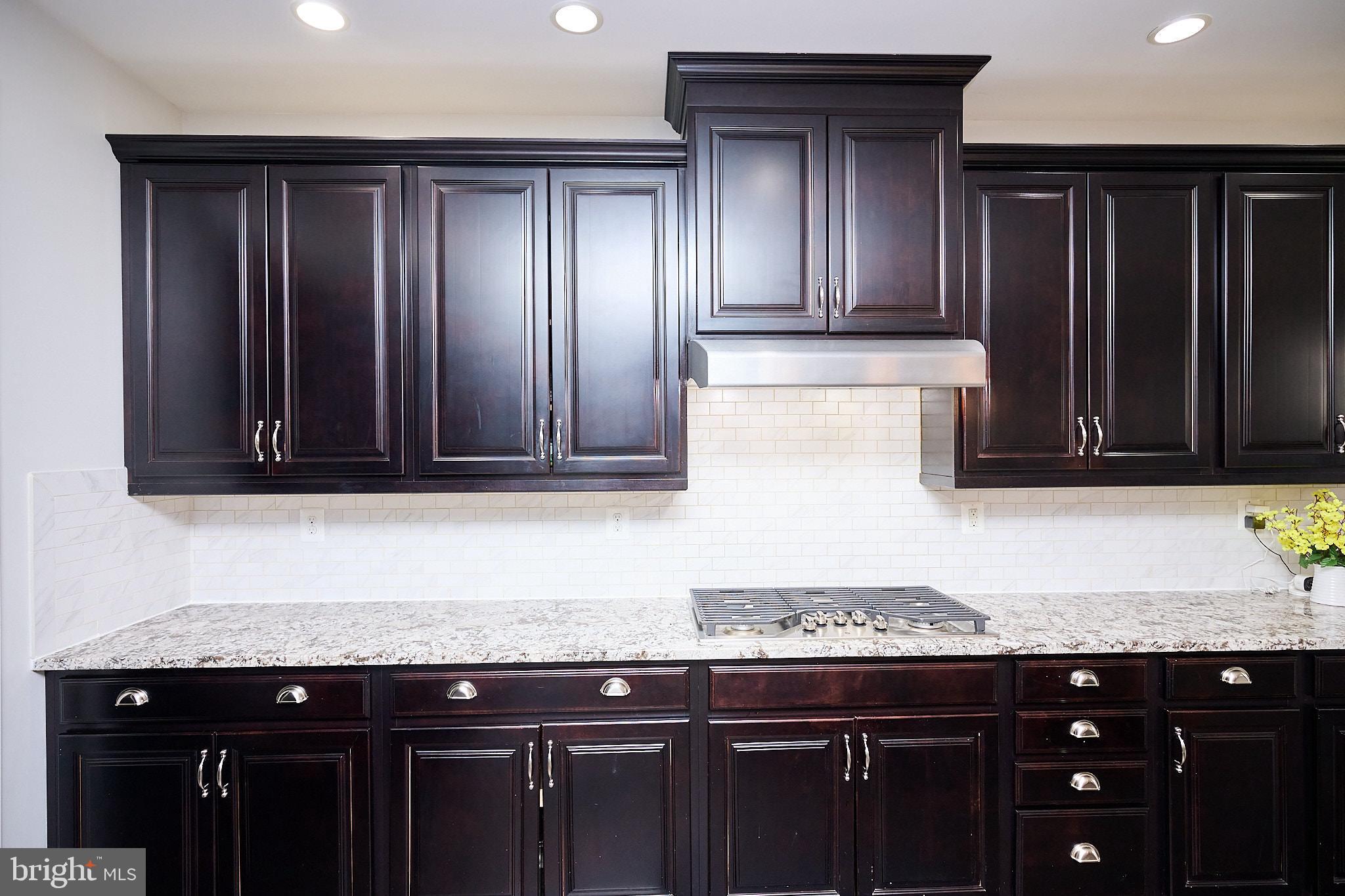 MOOREFIELD STATION - Residential Lease