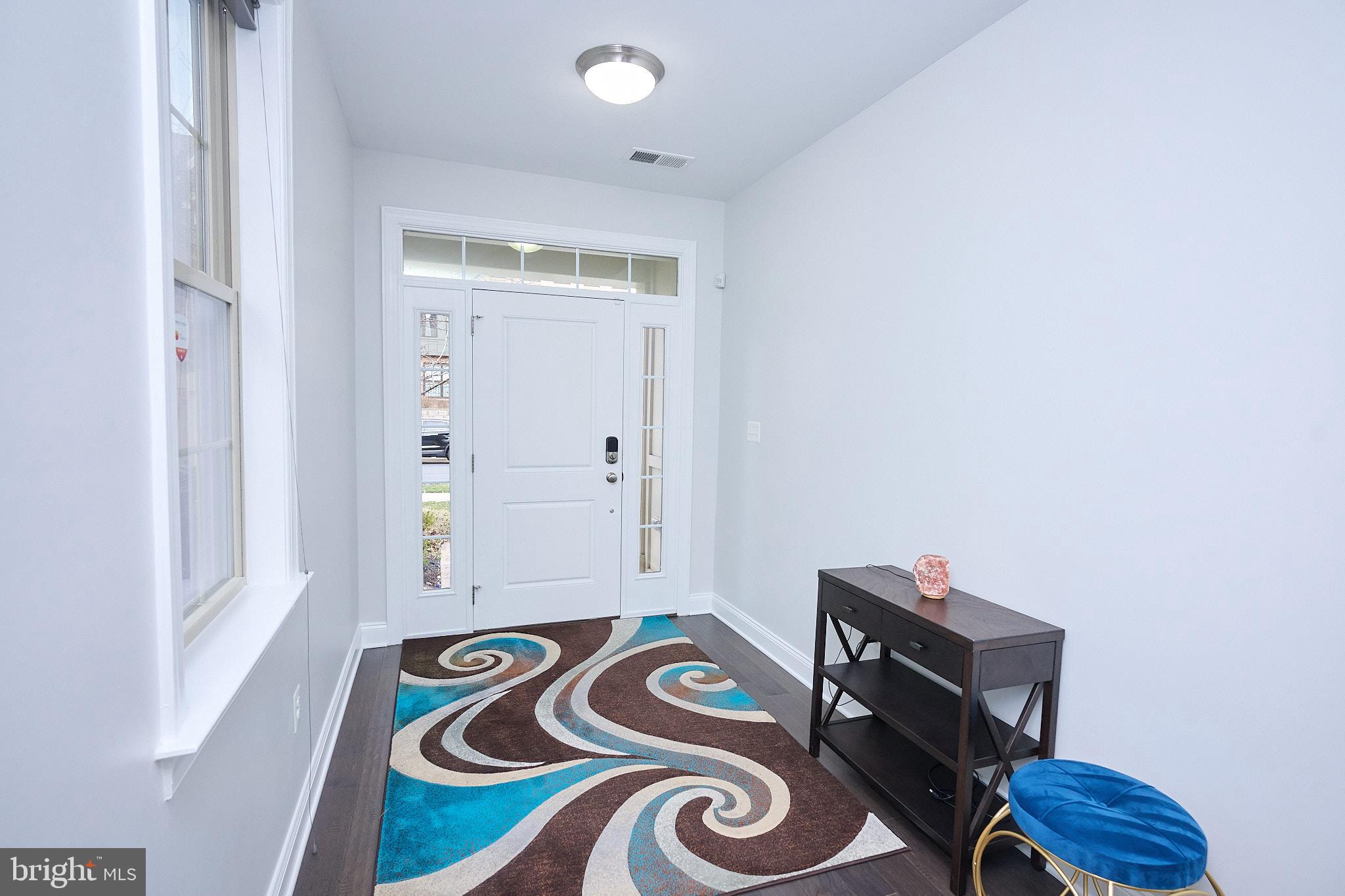 MOOREFIELD STATION - Residential Lease