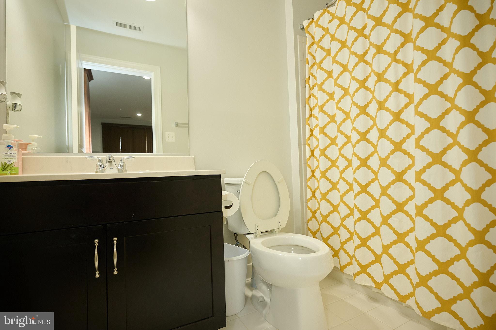 MOOREFIELD STATION - Residential Lease