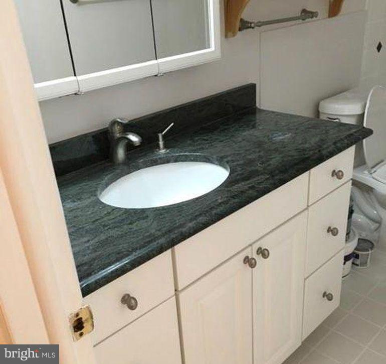 BENT TREE - Residential Lease