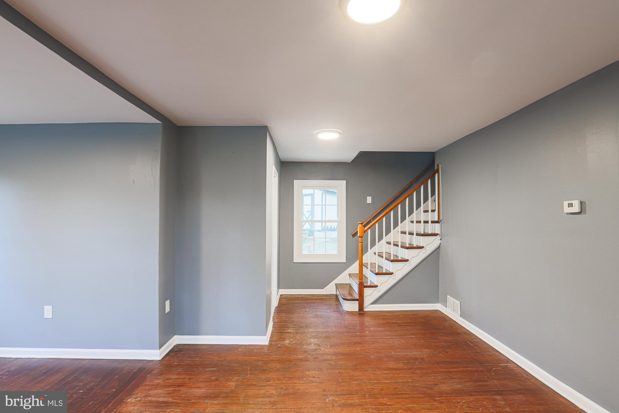 LANDOVER HILLS - Residential