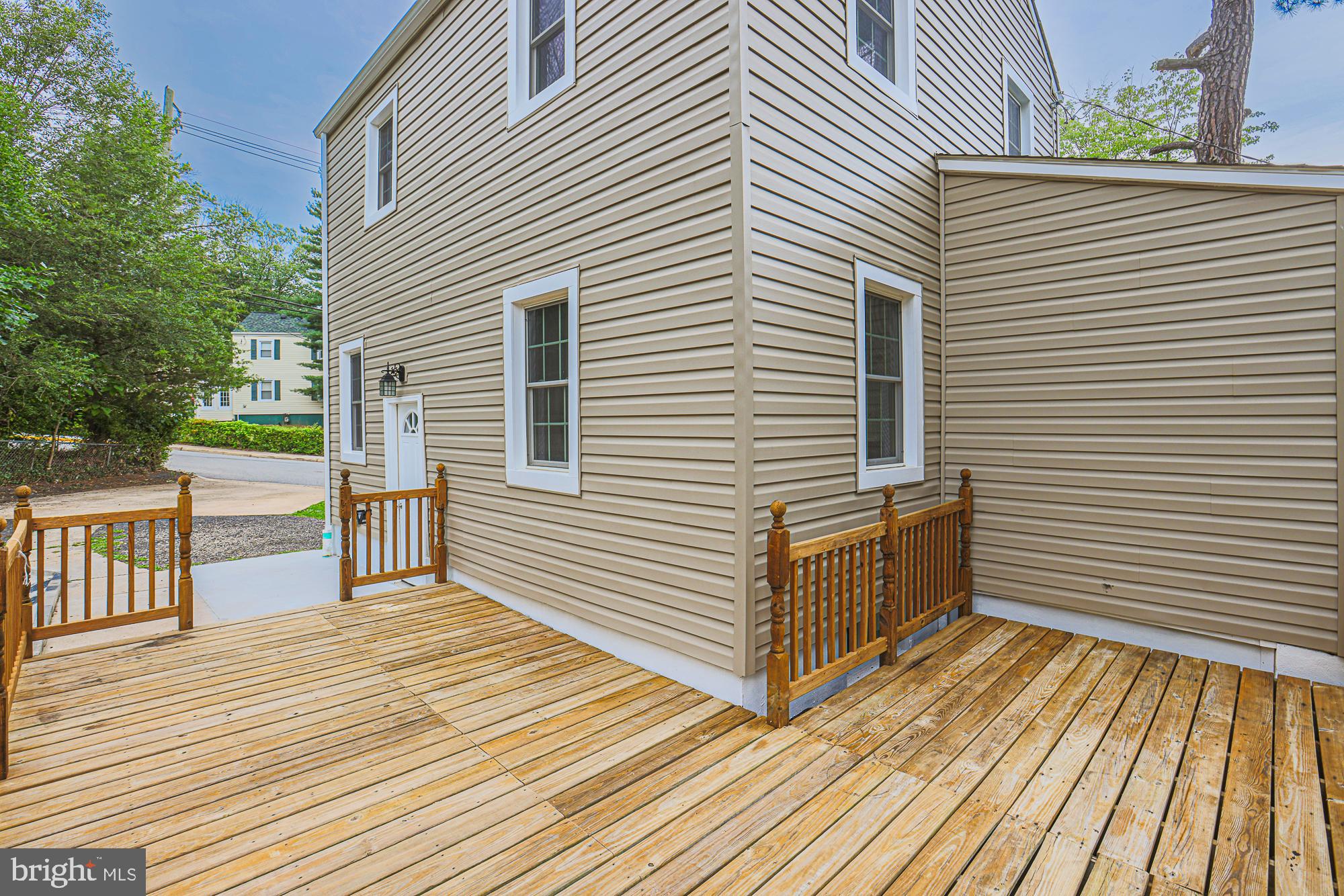 LANDOVER HILLS - Residential