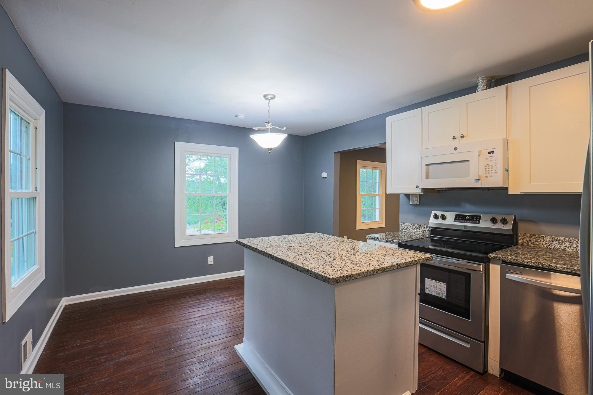 LANDOVER HILLS - Residential