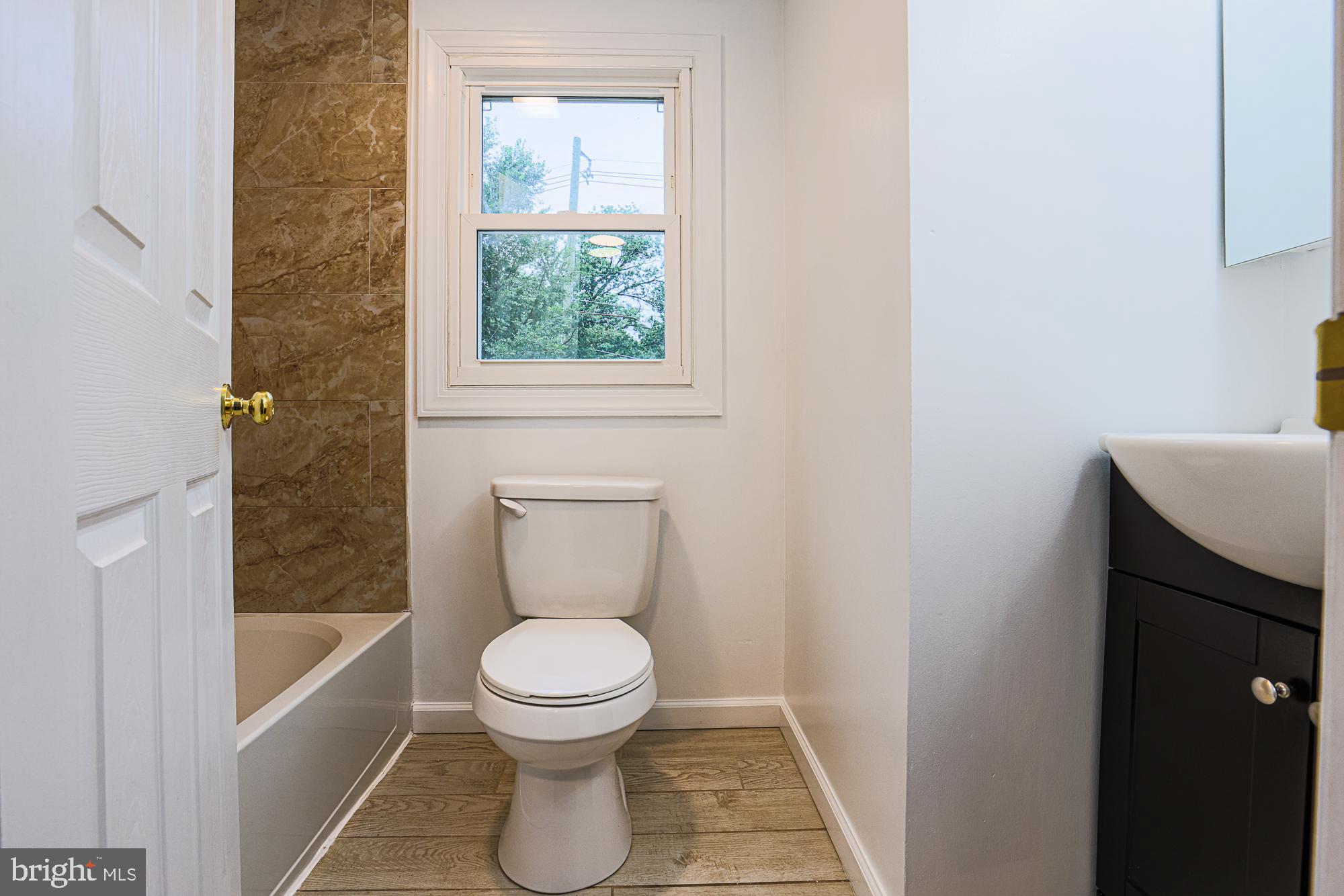 LANDOVER HILLS - Residential