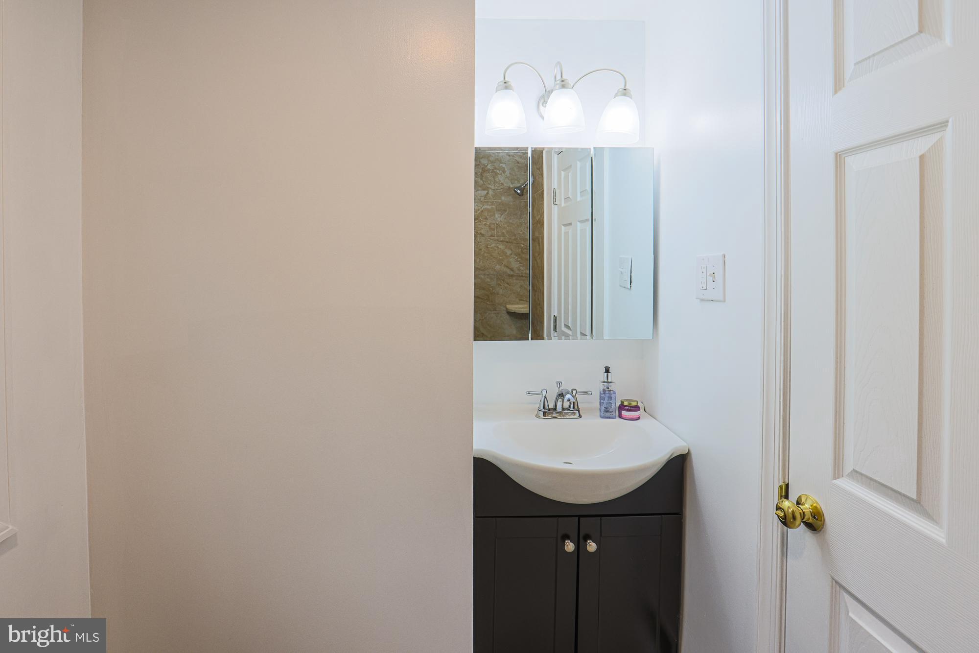 LANDOVER HILLS - Residential