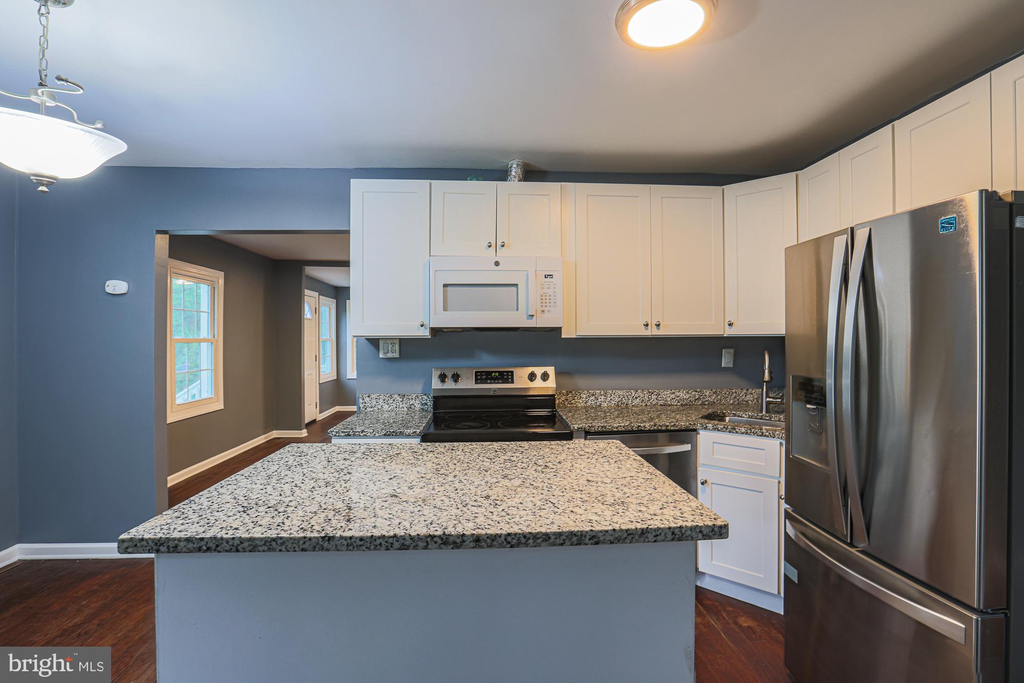 LANDOVER HILLS - Residential