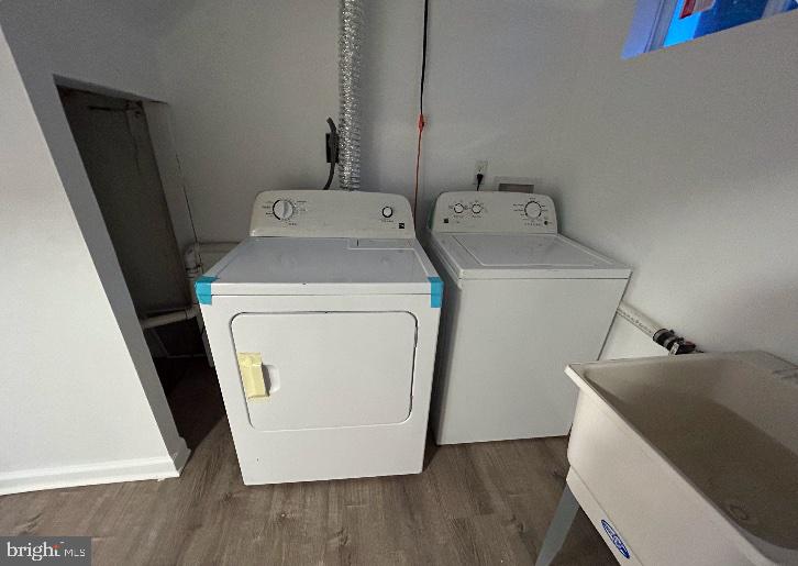 LANDOVER HILLS - Residential