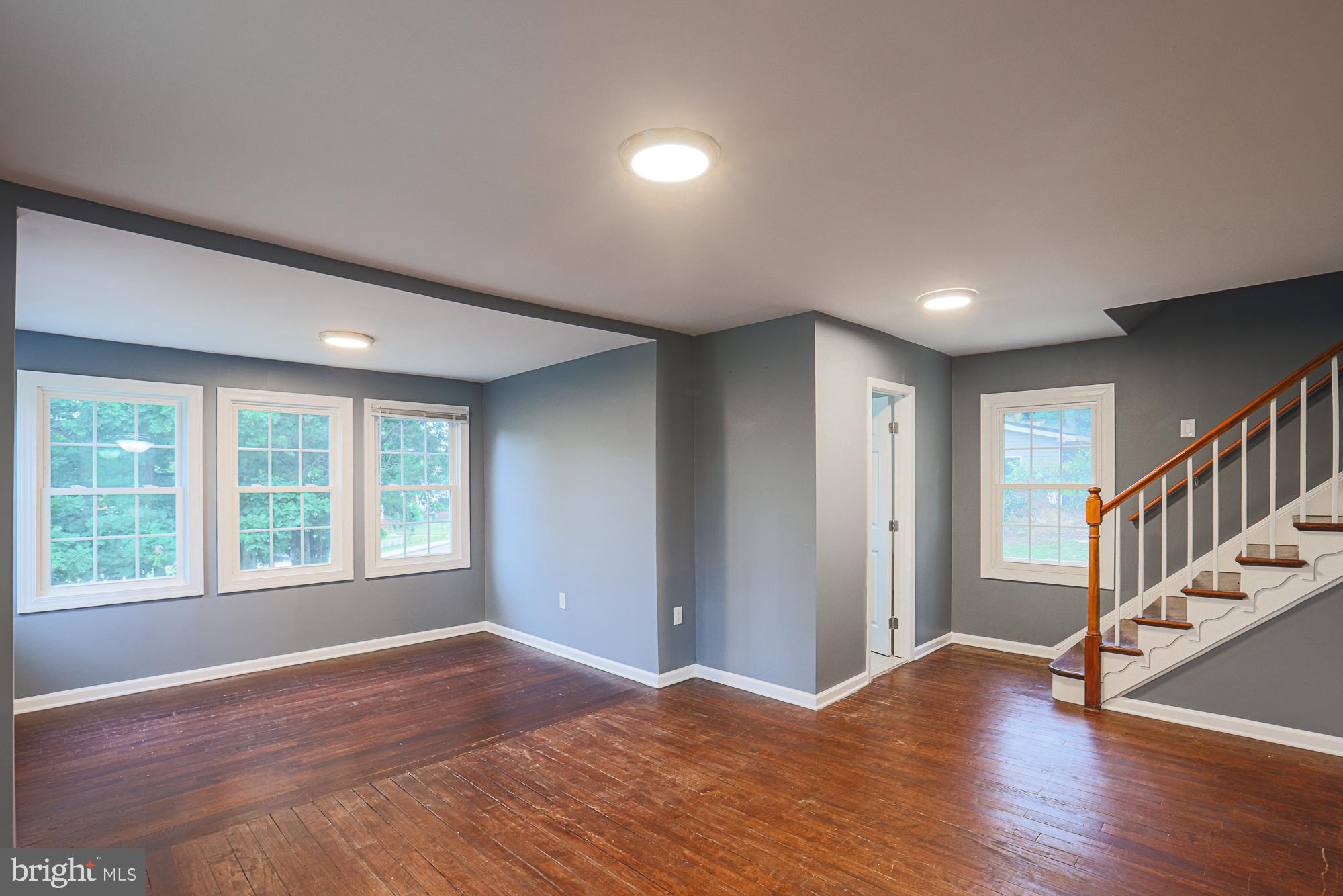 LANDOVER HILLS - Residential