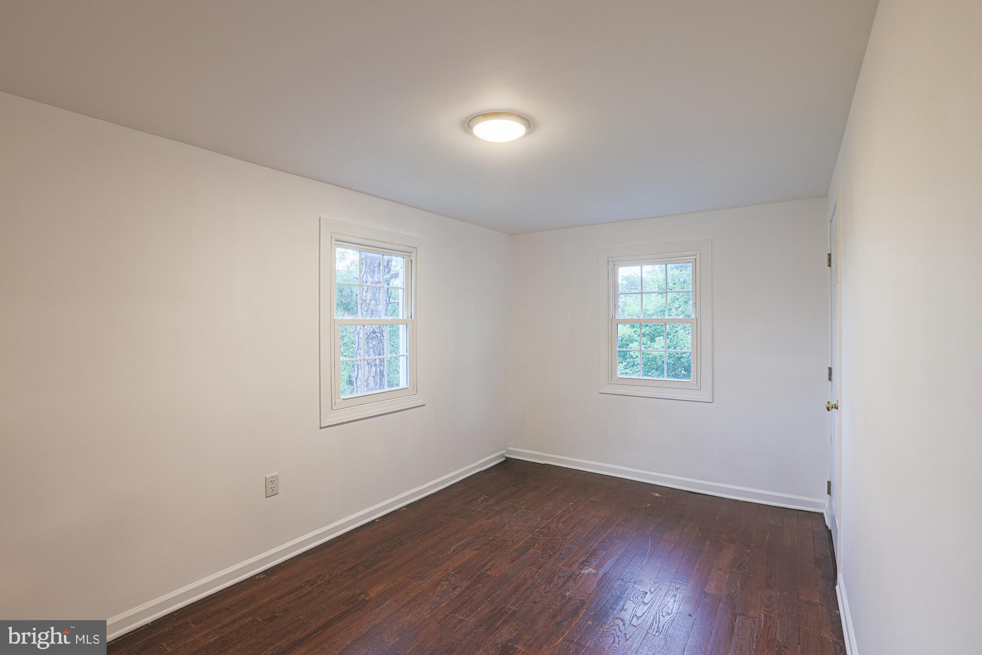 LANDOVER HILLS - Residential