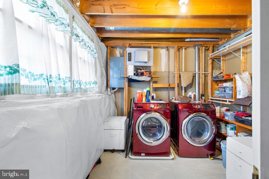 RUSSETT - Residential Lease