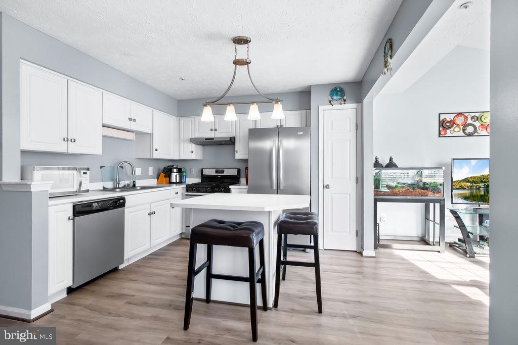 RUSSETT - Residential Lease