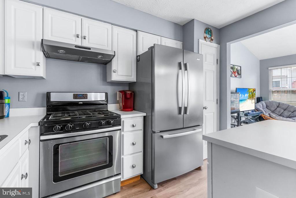 RUSSETT - Residential Lease