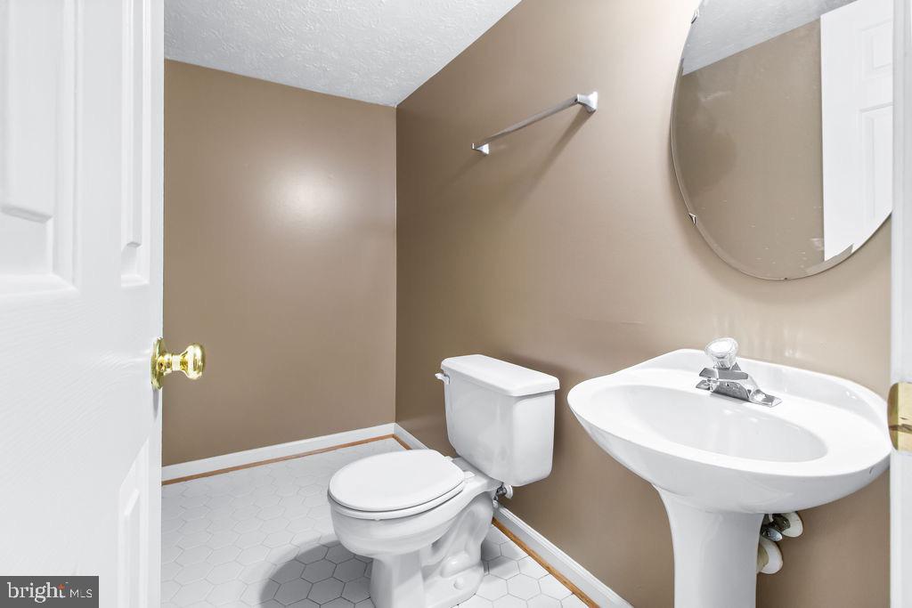 RUSSETT - Residential Lease