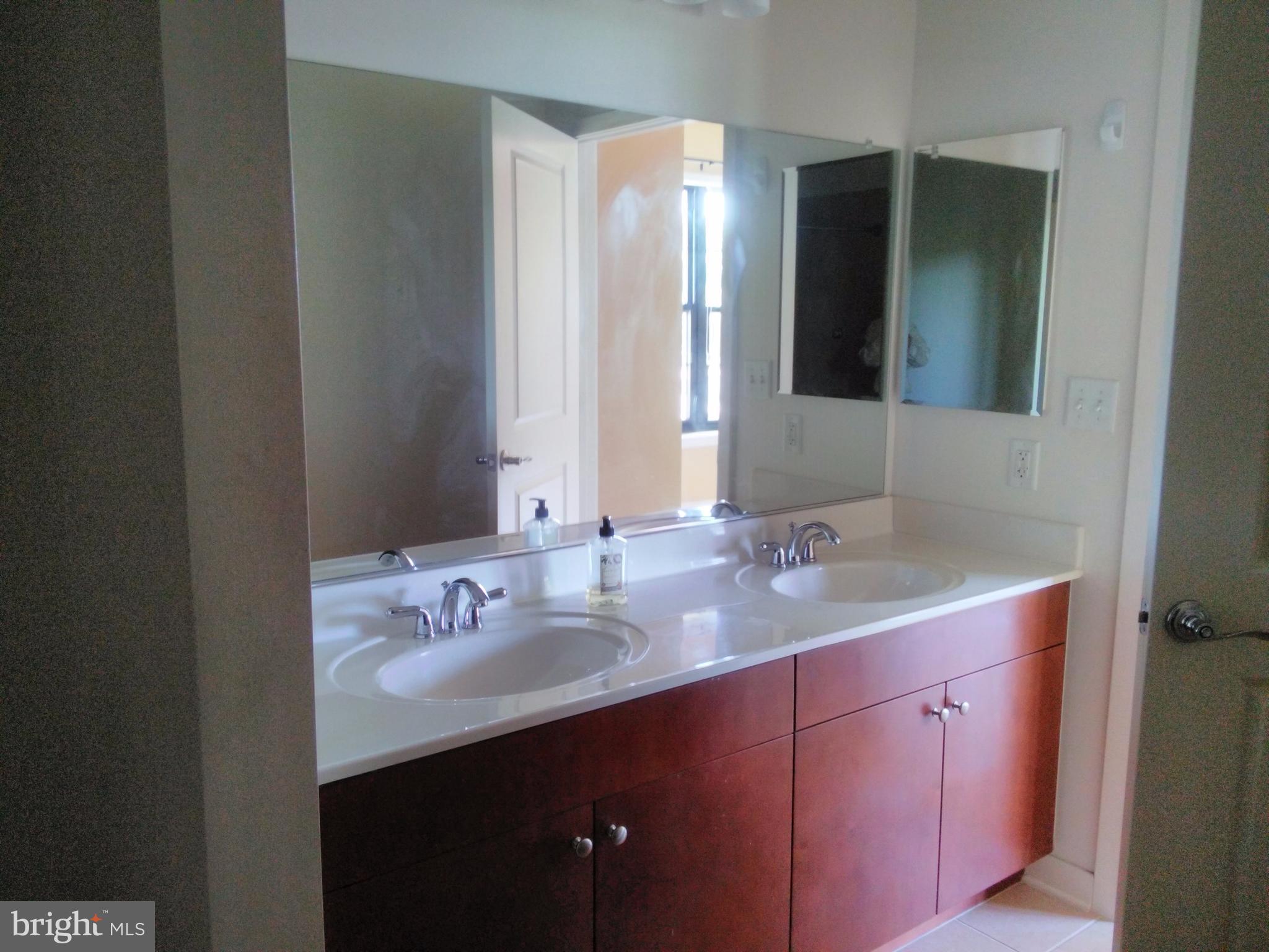 CHARLES VILLAGE - Residential Lease