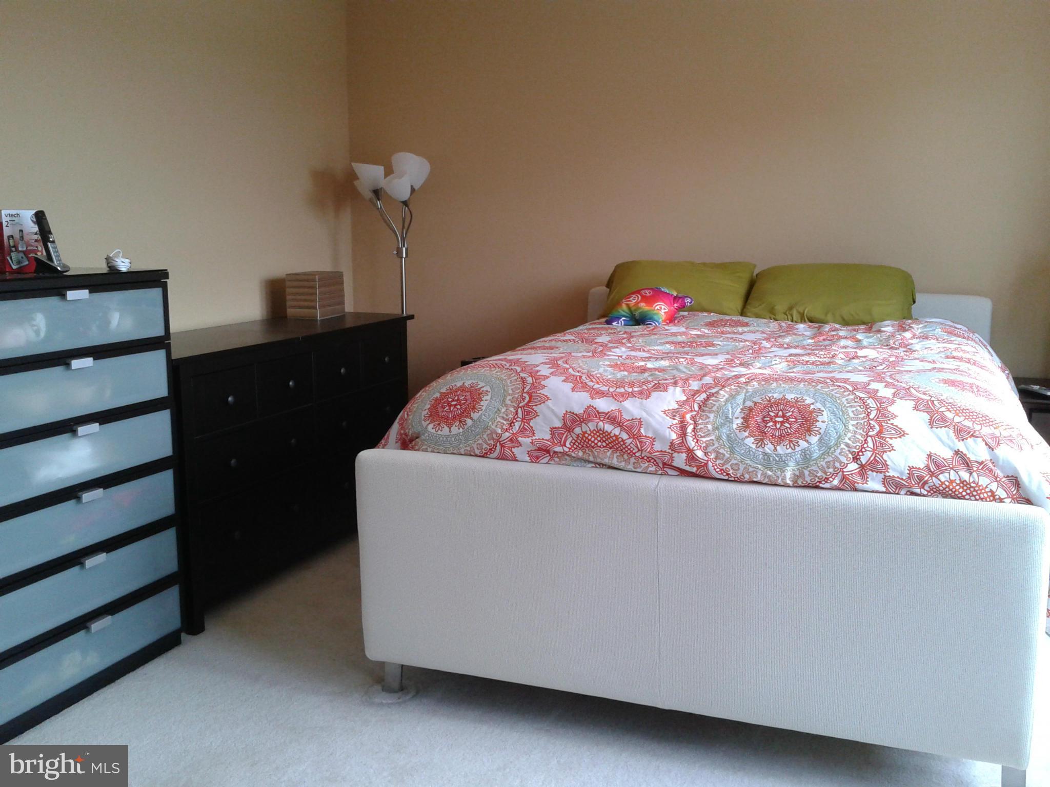 CHARLES VILLAGE - Residential Lease