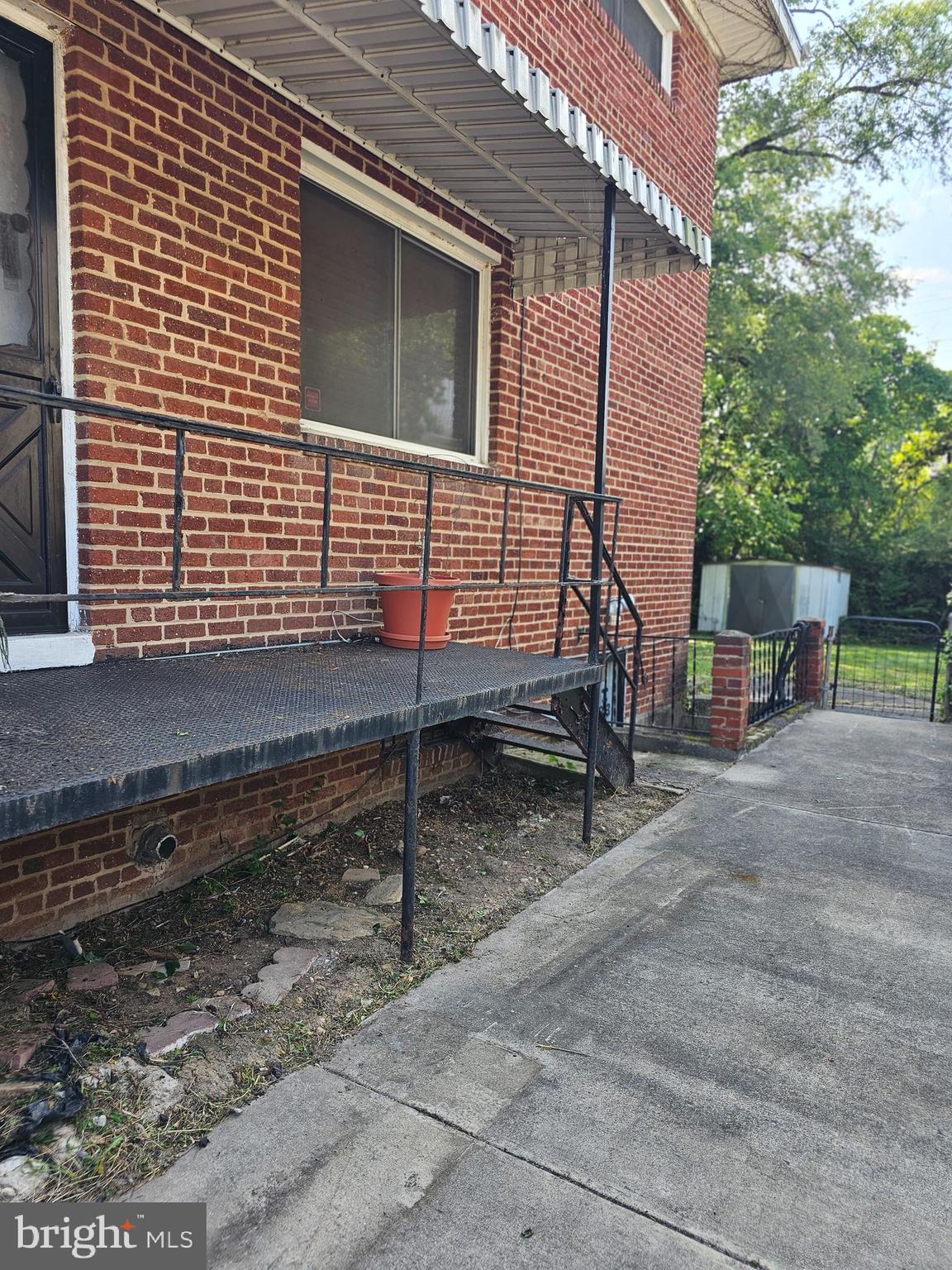 OXON HILL - Residential