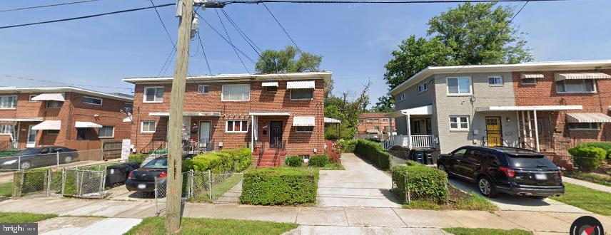 OXON HILL - Residential