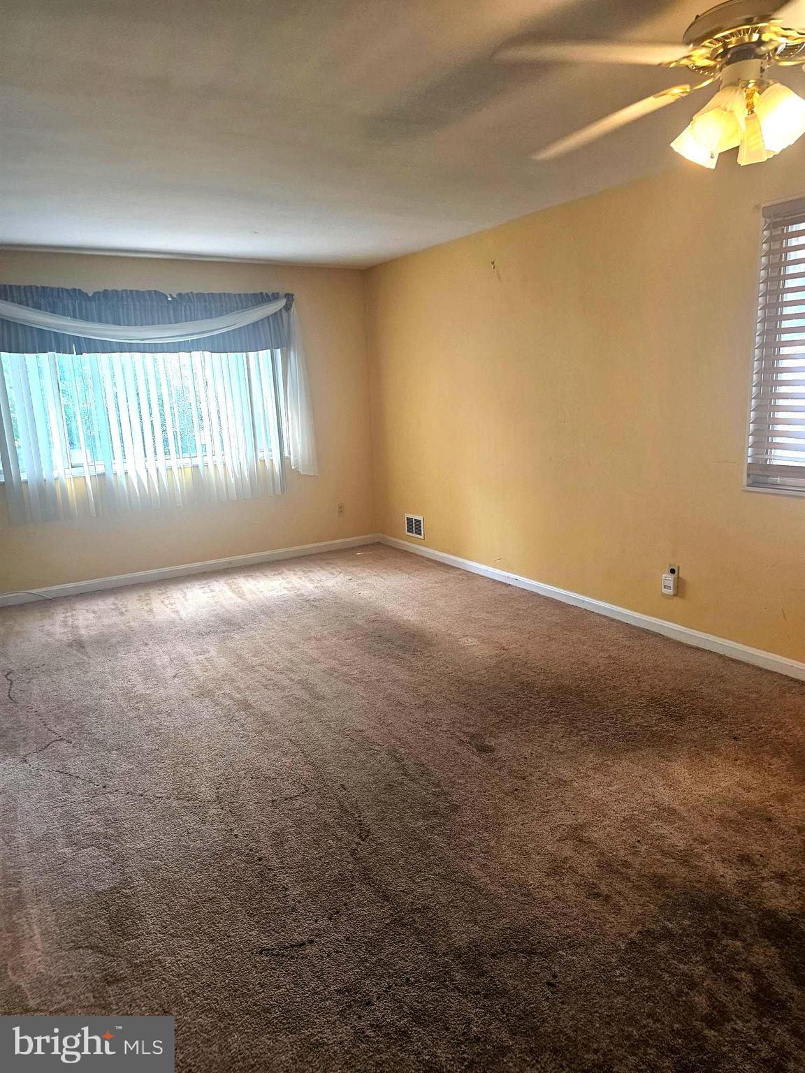 OXON HILL - Residential