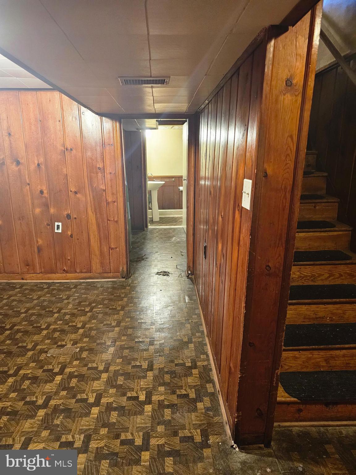 OXON HILL - Residential