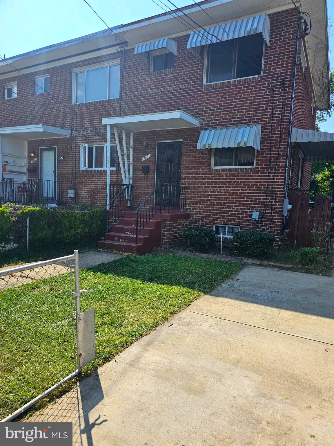 OXON HILL - Residential