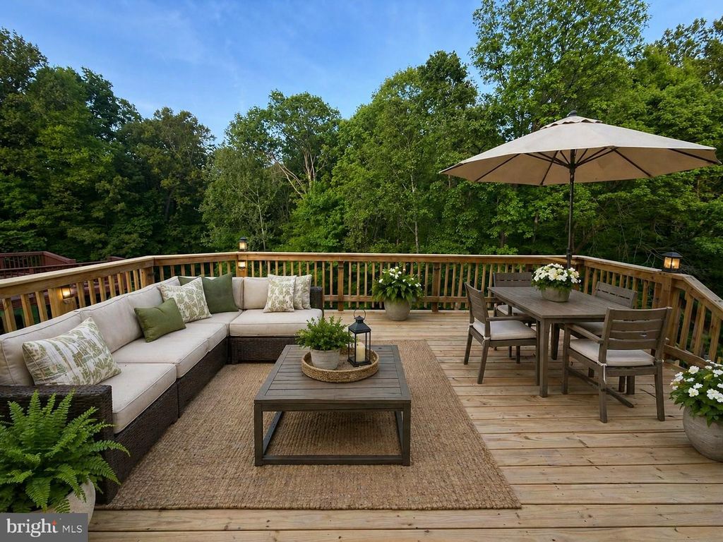 Photo of 14583 Estate Drive, WOODBRIDGE, VA 22193 (MLS # VAPW2118348)