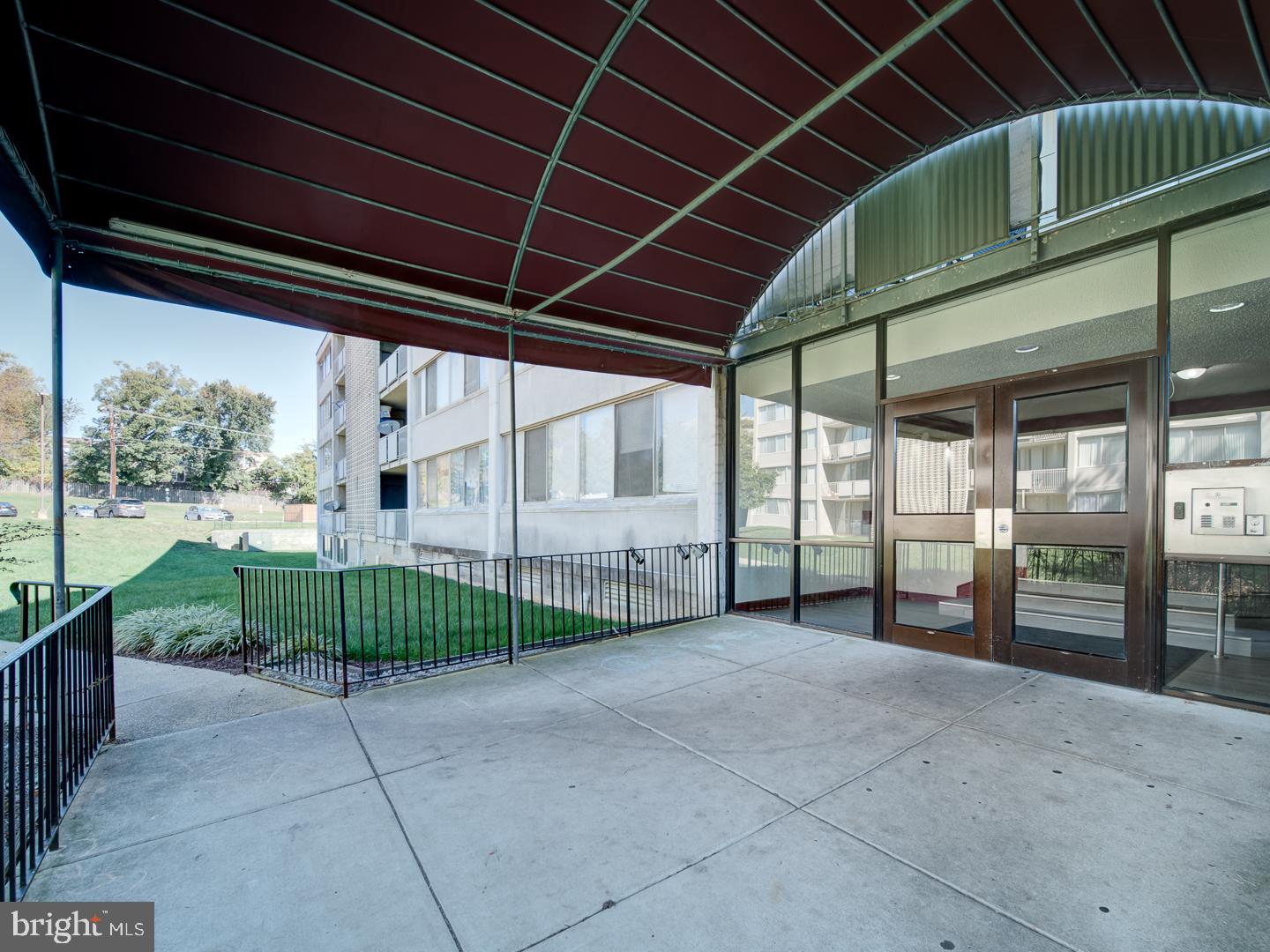 1822 METZEROTT ROAD 402