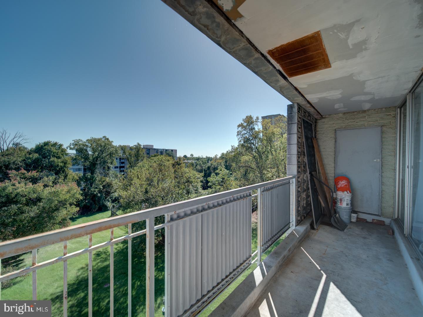 PRESIDENTIAL PARK - Residential