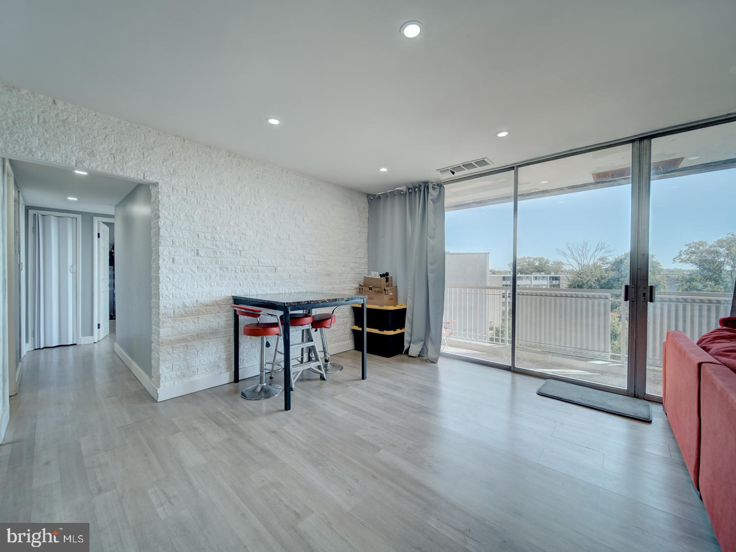 PRESIDENTIAL PARK - Residential