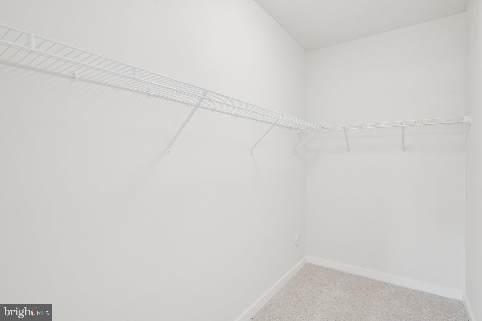 MELFORD TOWN CENTER - Residential