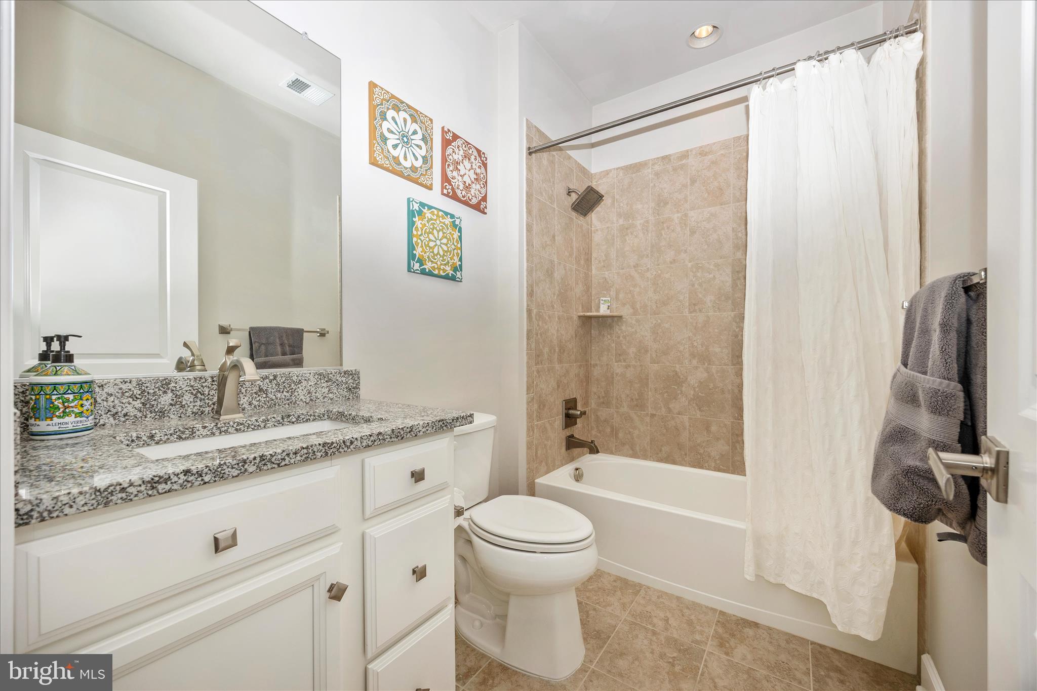 LAKE LINGANORE OAKDALE - Residential