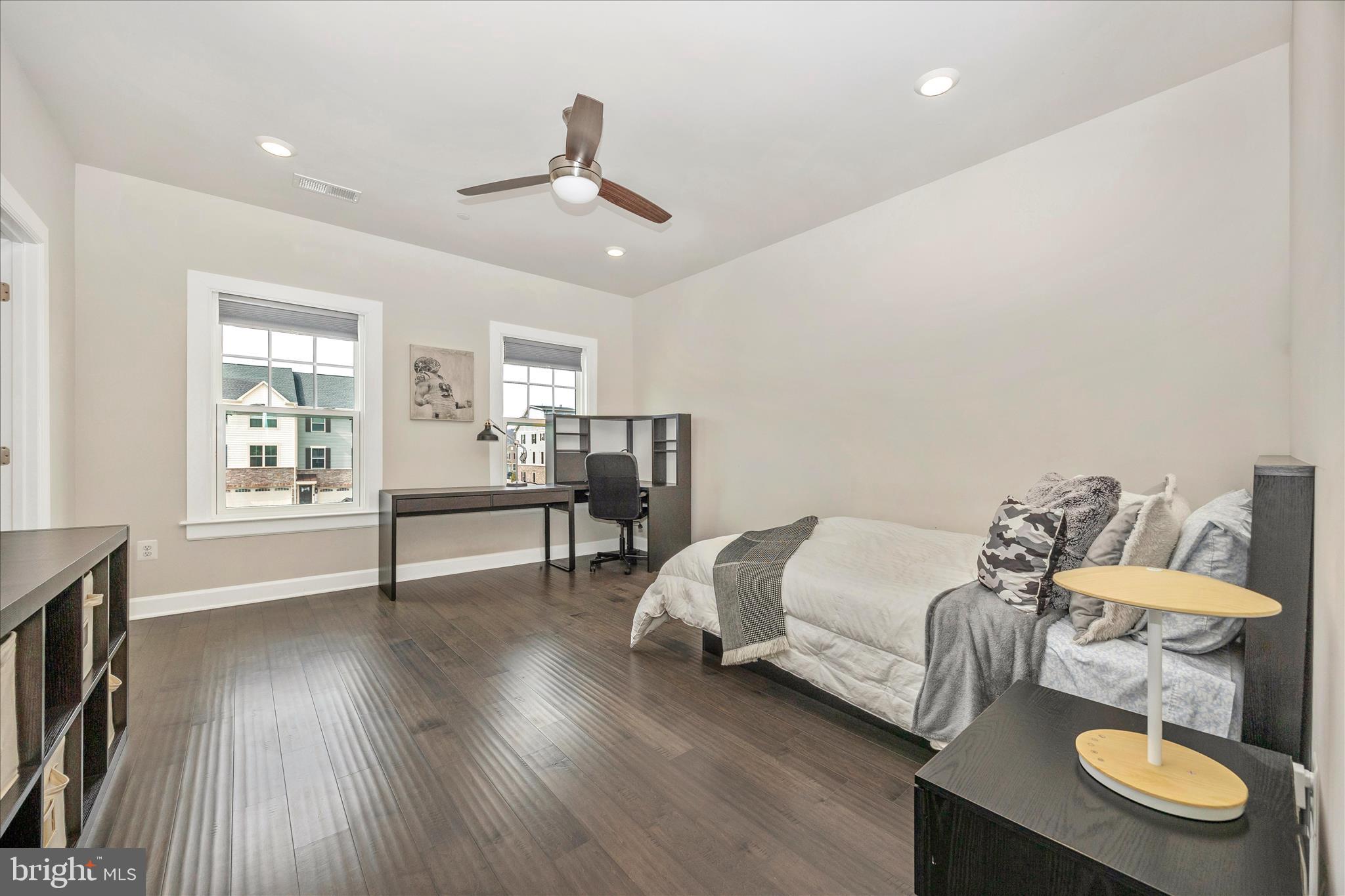 LAKE LINGANORE OAKDALE - Residential