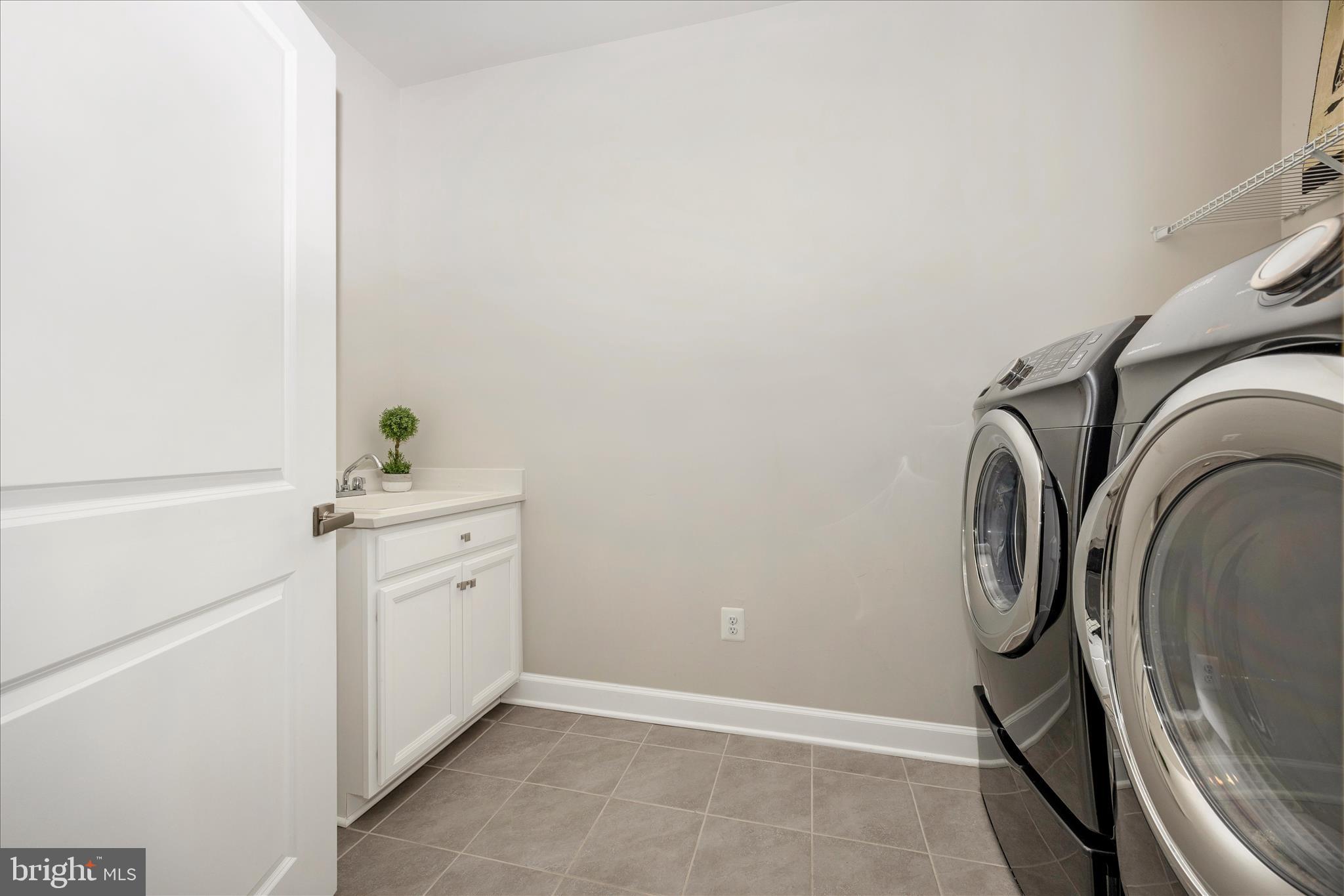 LAKE LINGANORE OAKDALE - Residential