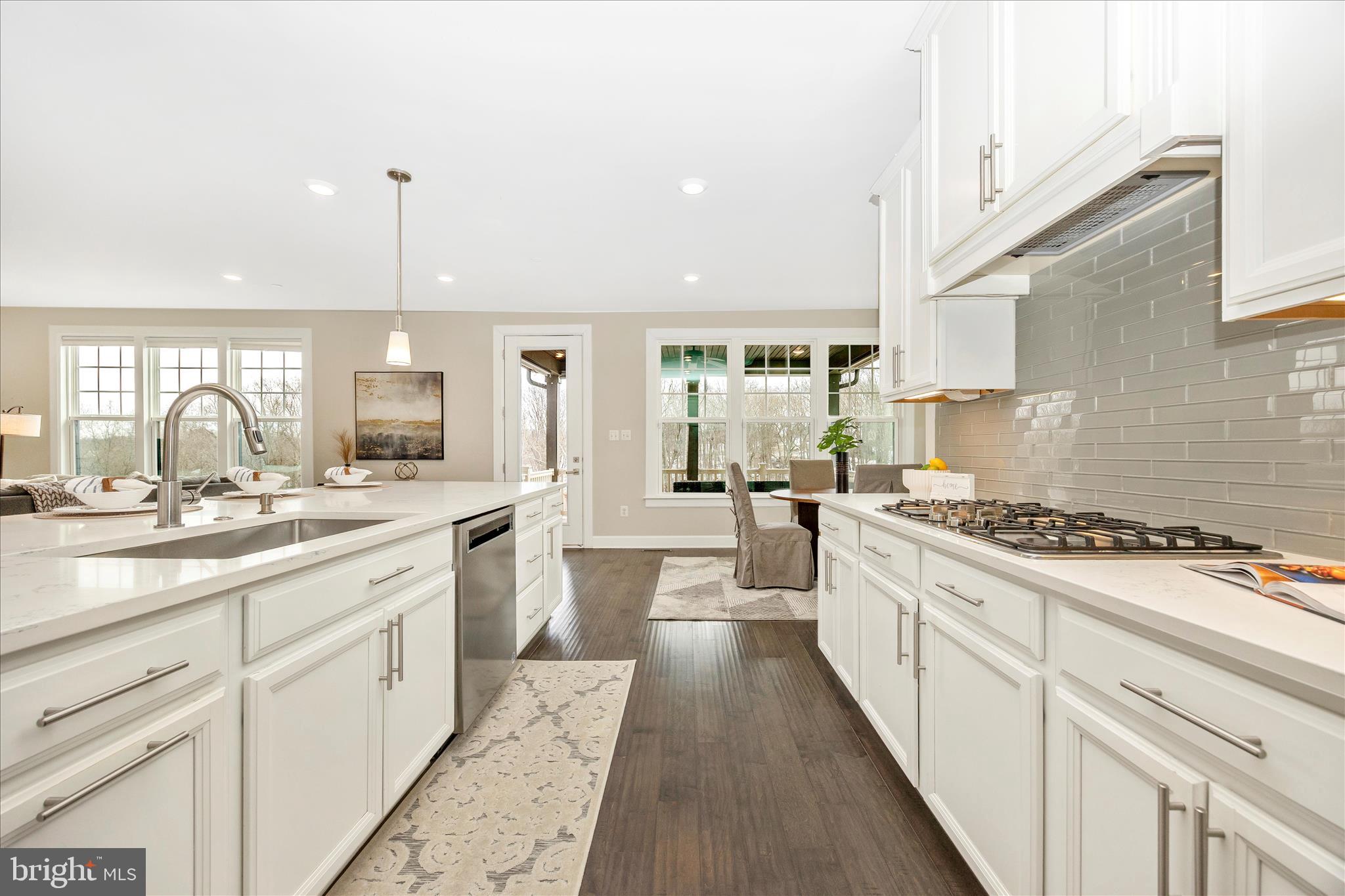 LAKE LINGANORE OAKDALE - Residential