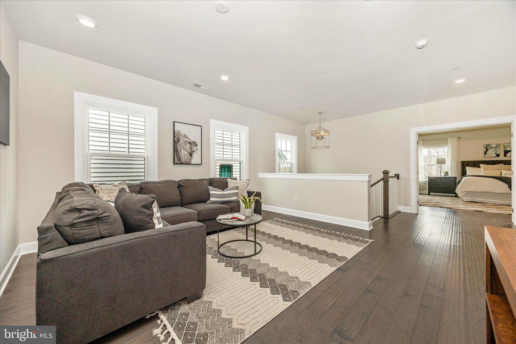 LAKE LINGANORE OAKDALE - Residential