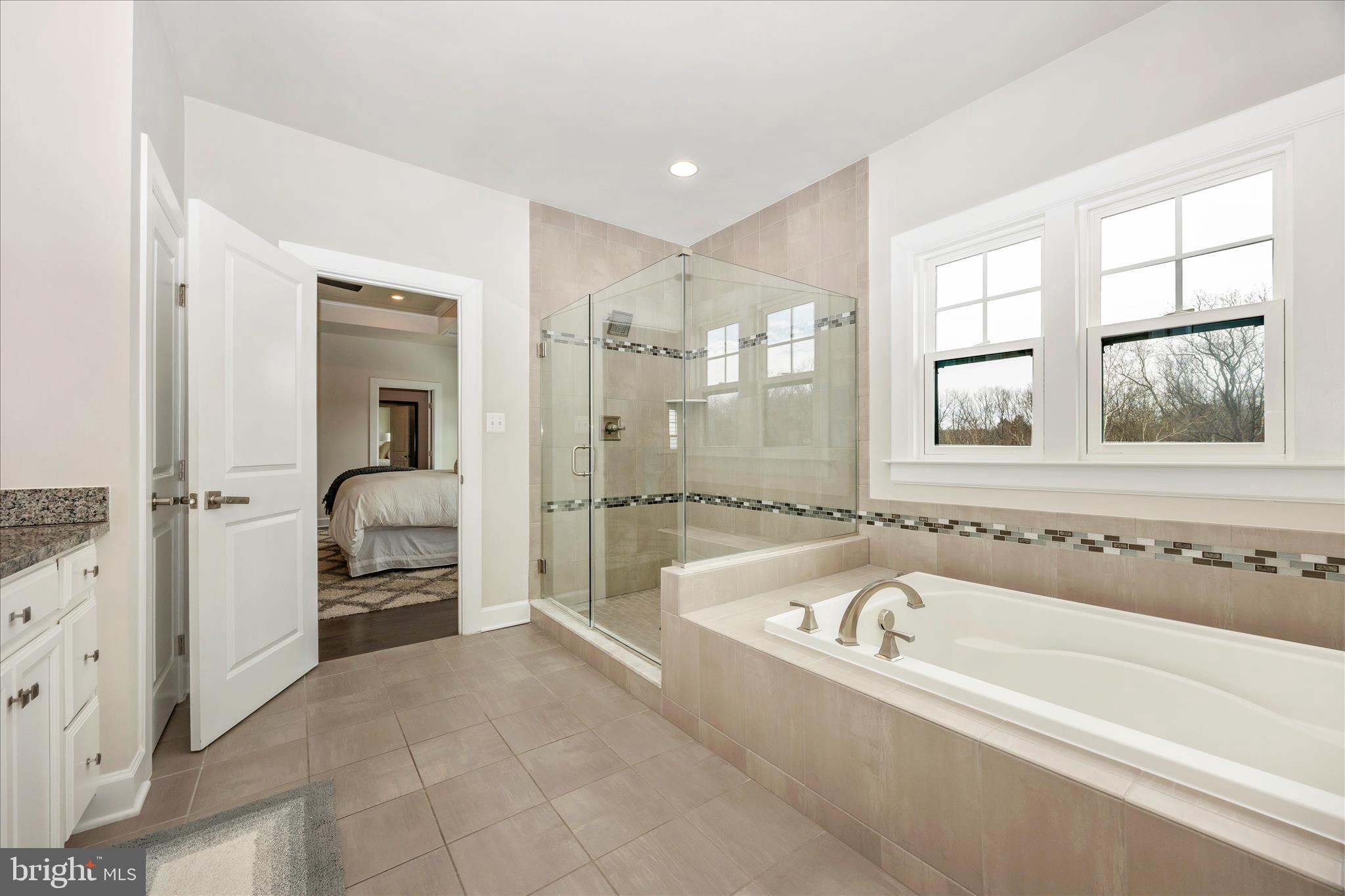 LAKE LINGANORE OAKDALE - Residential