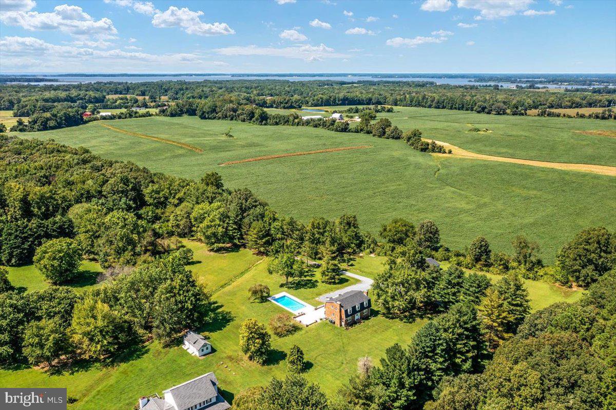 HUNTERS RIDGE - Residential