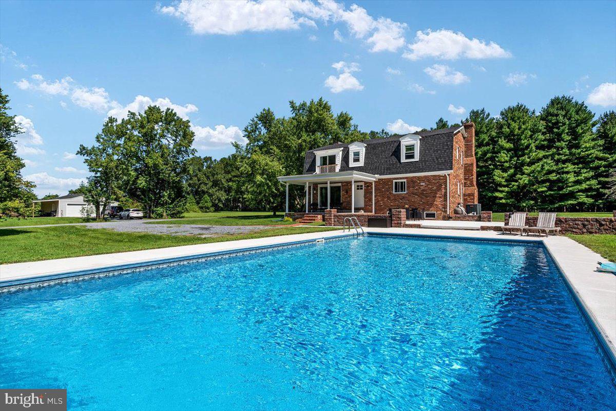 HUNTERS RIDGE - Residential